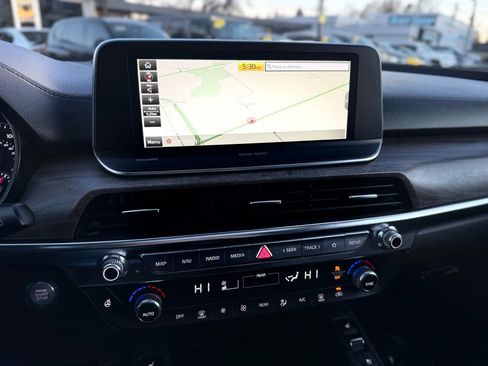 Used 2020 Kia Telluride SX w/ SX Prestige Package image 46