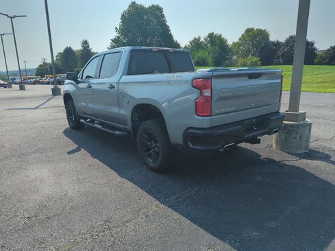 Used 2023 Chevrolet Silverado 1500 LT Trail Boss AWD/4WD image 5