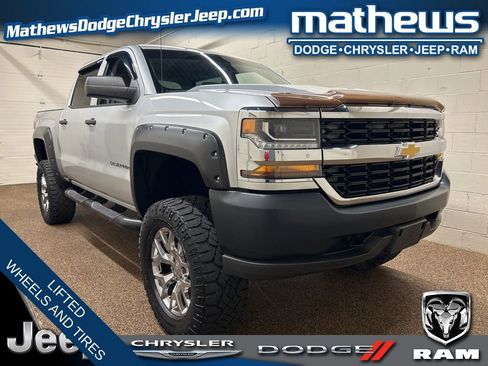Used 2016 Chevrolet Silverado 1500 W/T w/ Trailering Package AWD/4WD image 1