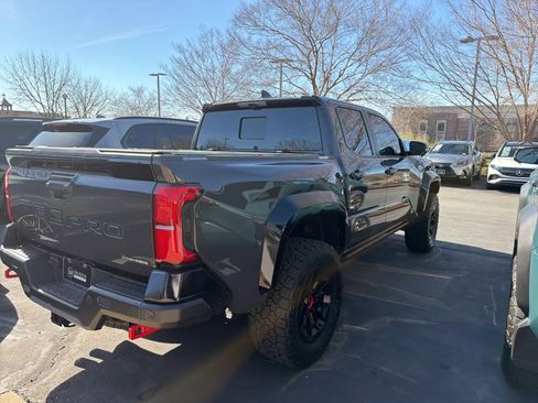 Used 2025 Toyota Tacoma TRD Pro image 4
