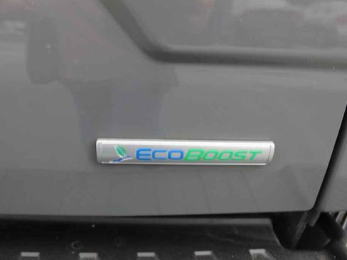 Used 2018 Ford F150 XLT w/ Equipment Group 302A Luxury image 7