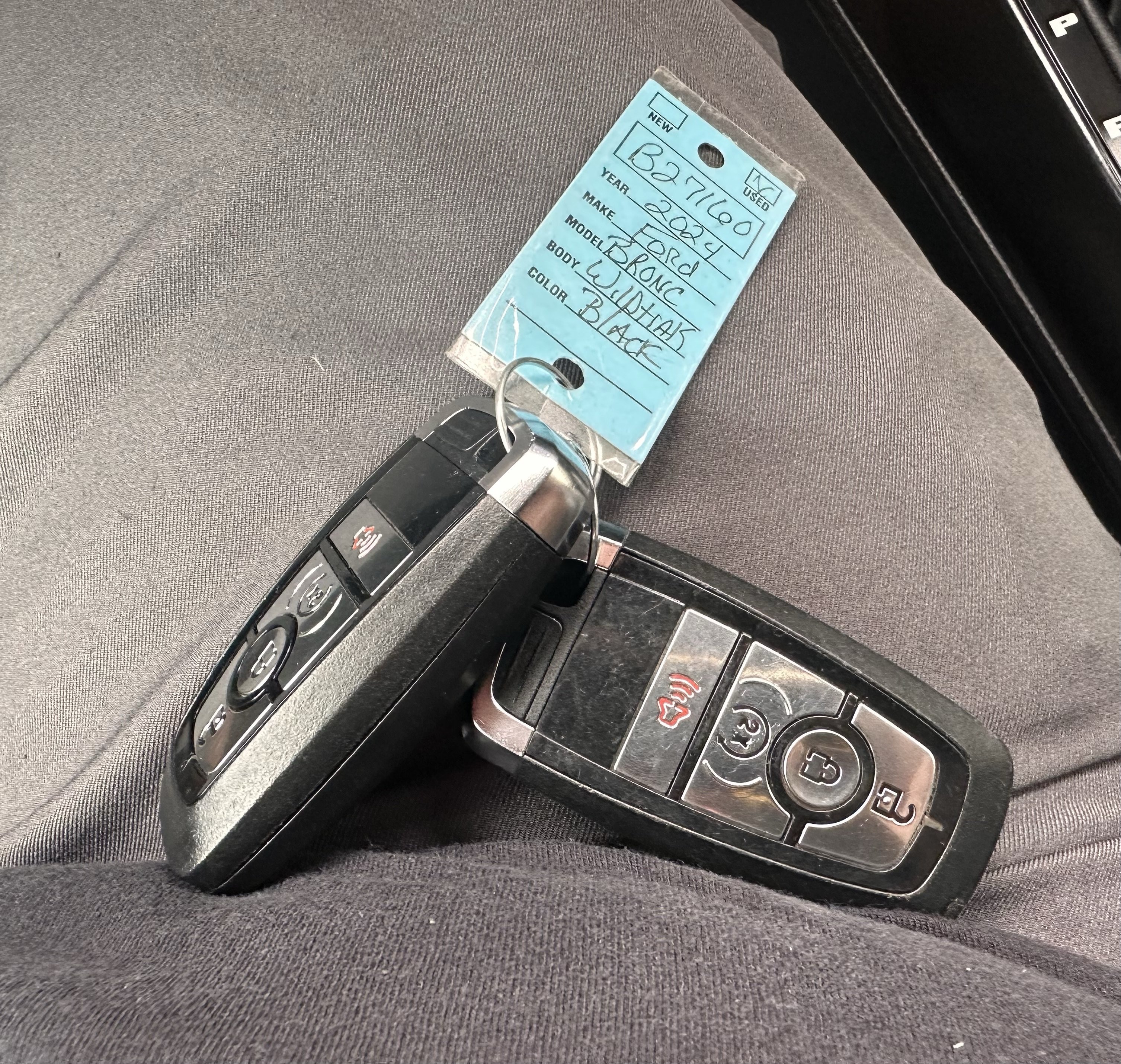 Certified 2024 Ford Bronco Wildtrak AWD/4WD image 30