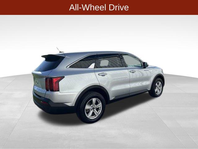 Used 2022 Kia Sorento LX AWD/4WD image 7