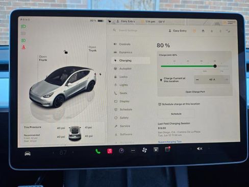 Used 2023 Tesla Model Y Performance image 44