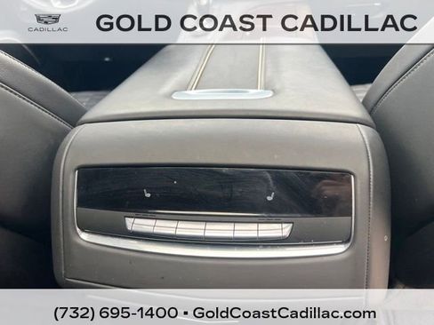 Used 2022 Cadillac Escalade Sport Platinum AWD/4WD image 10