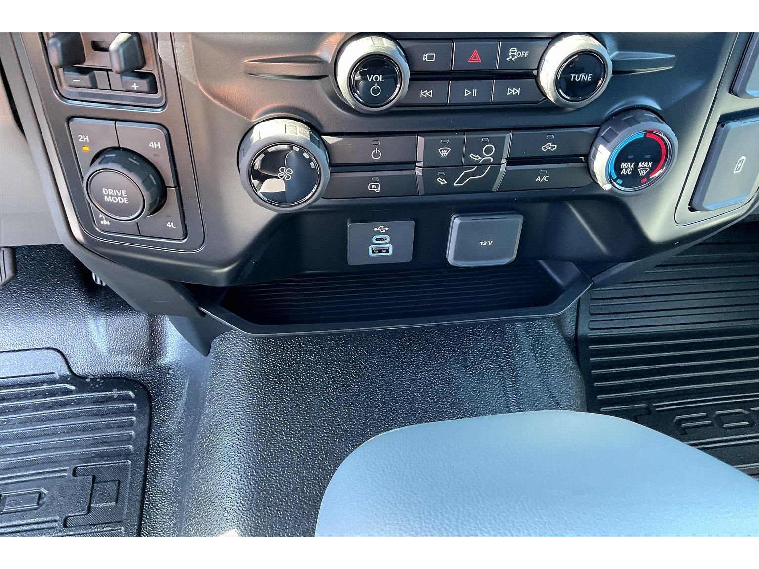 New 2027 Ford F350 XL w/ 360-Degree Camera Package AWD/4WD image 33