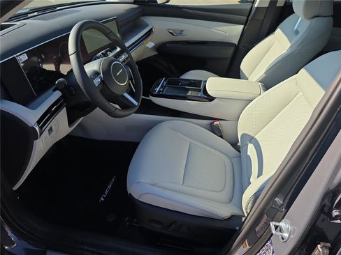 New 2026 Hyundai Tucson Limited image 3