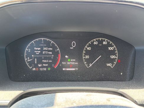 Used 2023 Honda CR-V EX image 3