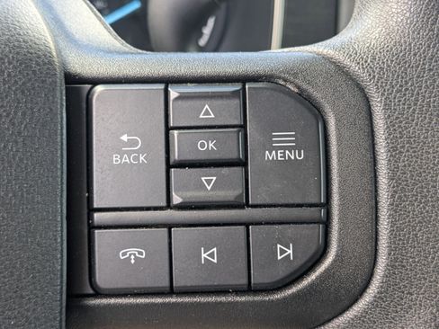 Used 2021 Ford F150 XLT image 23