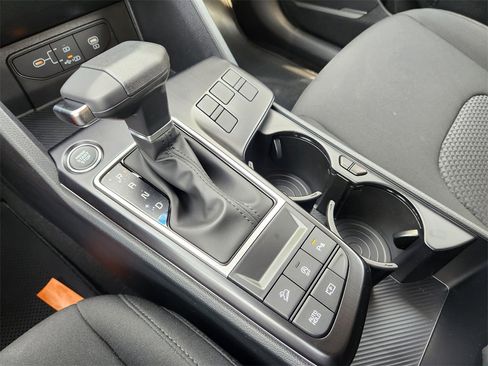 New 2026 Kia Sportage LX image 15