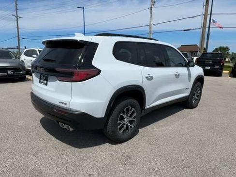 New 2026 GMC Acadia AT4 w/ Luxury Package AWD/4WD image 8