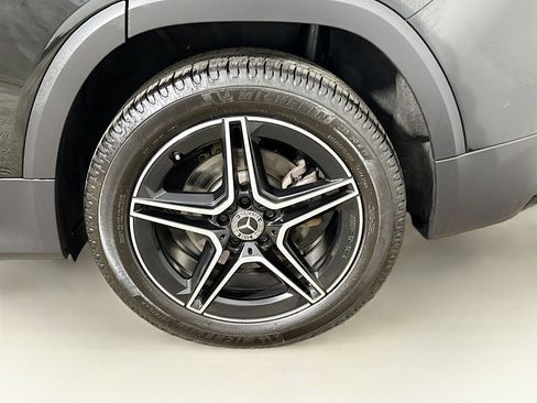 Used 2023 Mercedes-Benz GLB 250 4MATIC image 31
