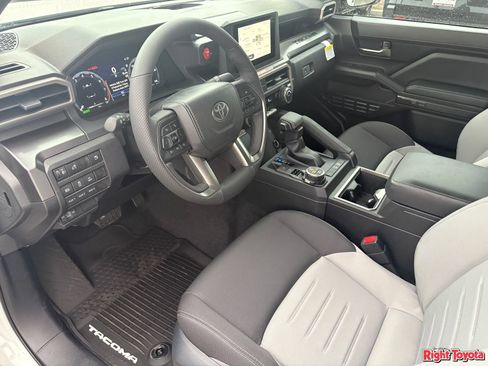 New 2026 Toyota Tacoma TRD Off-Road AWD/4WD image 19