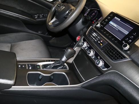 Used 2019 Honda Accord LX image 45