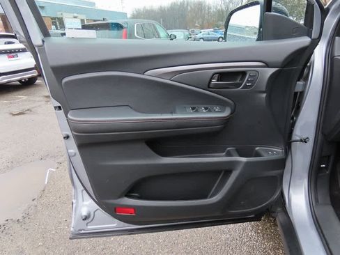 Certified 2023 Honda Passport TrailSport image 15