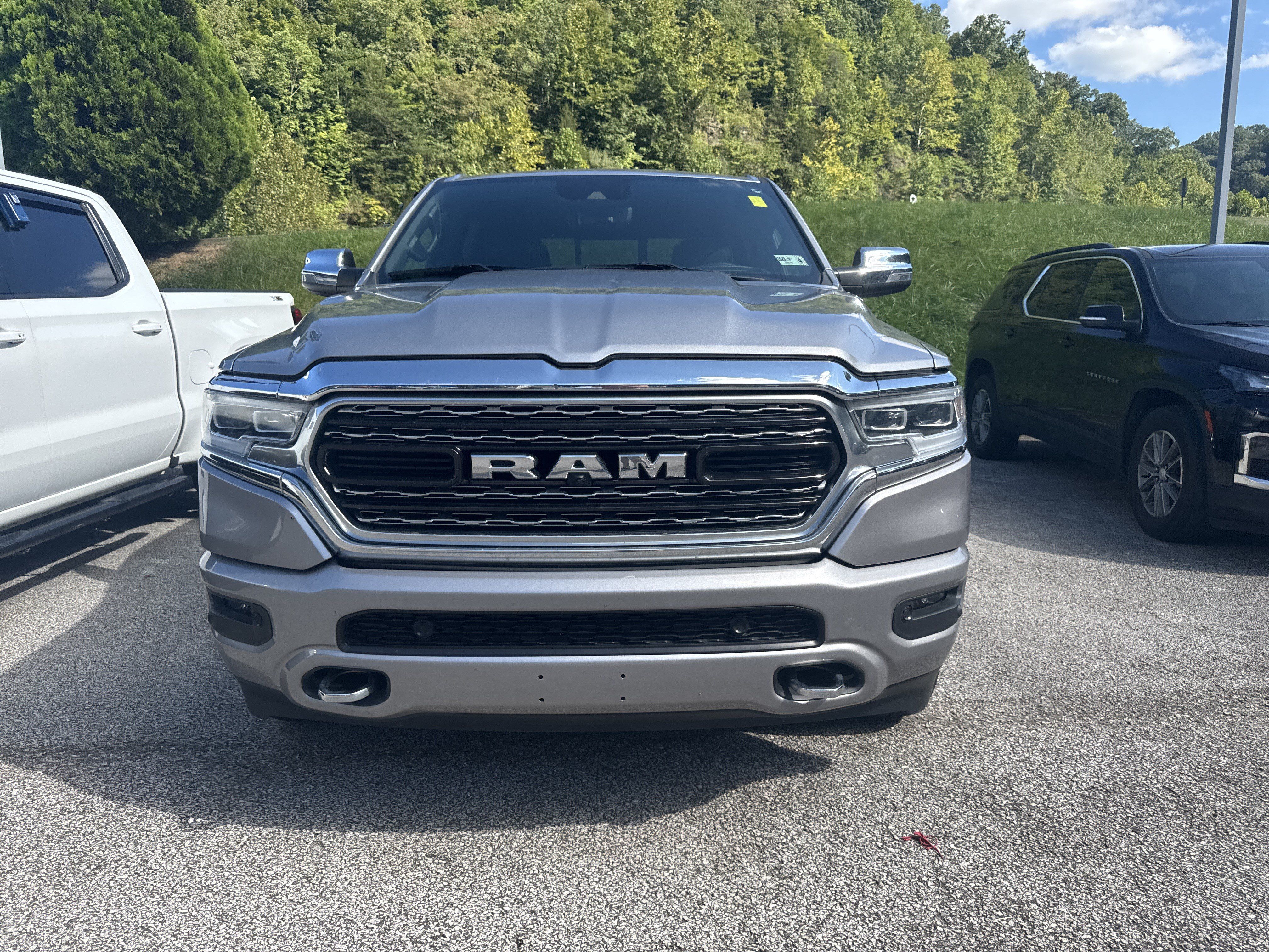 Used 2024 RAM 1500 Limited AWD/4WD image 3