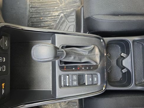 Certified 2024 Honda CR-V EX image 20