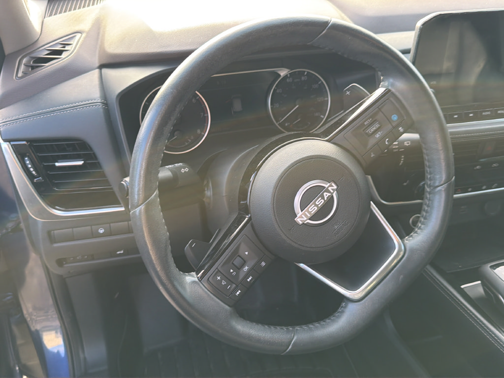 Used 2023 Nissan Rogue SL w/ SL Premium Package AWD/4WD image 16