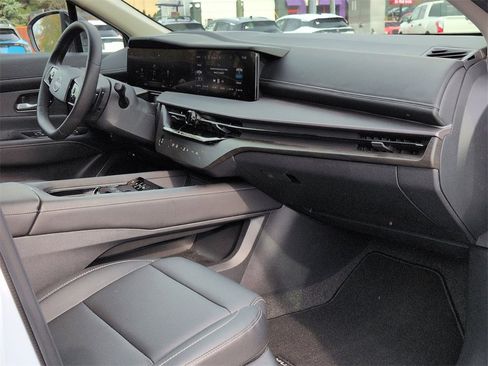 Used 2025 Nissan Murano SV image 20