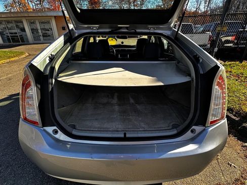 Used 2012 Toyota Prius Four image 9