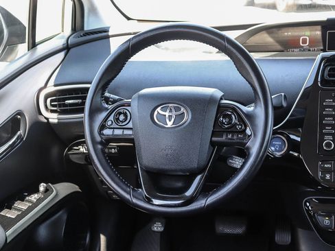 Used 2021 Toyota Prius Prime LE w/ Carpet Mat Package (TMS) FWD image 18