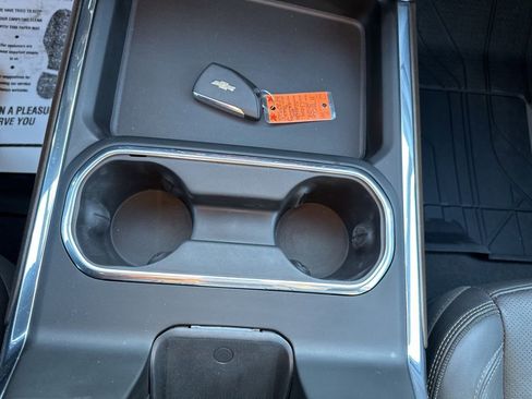 Used 2024 Chevrolet Silverado 3500 High Country w/ High Country Premium Package image 23