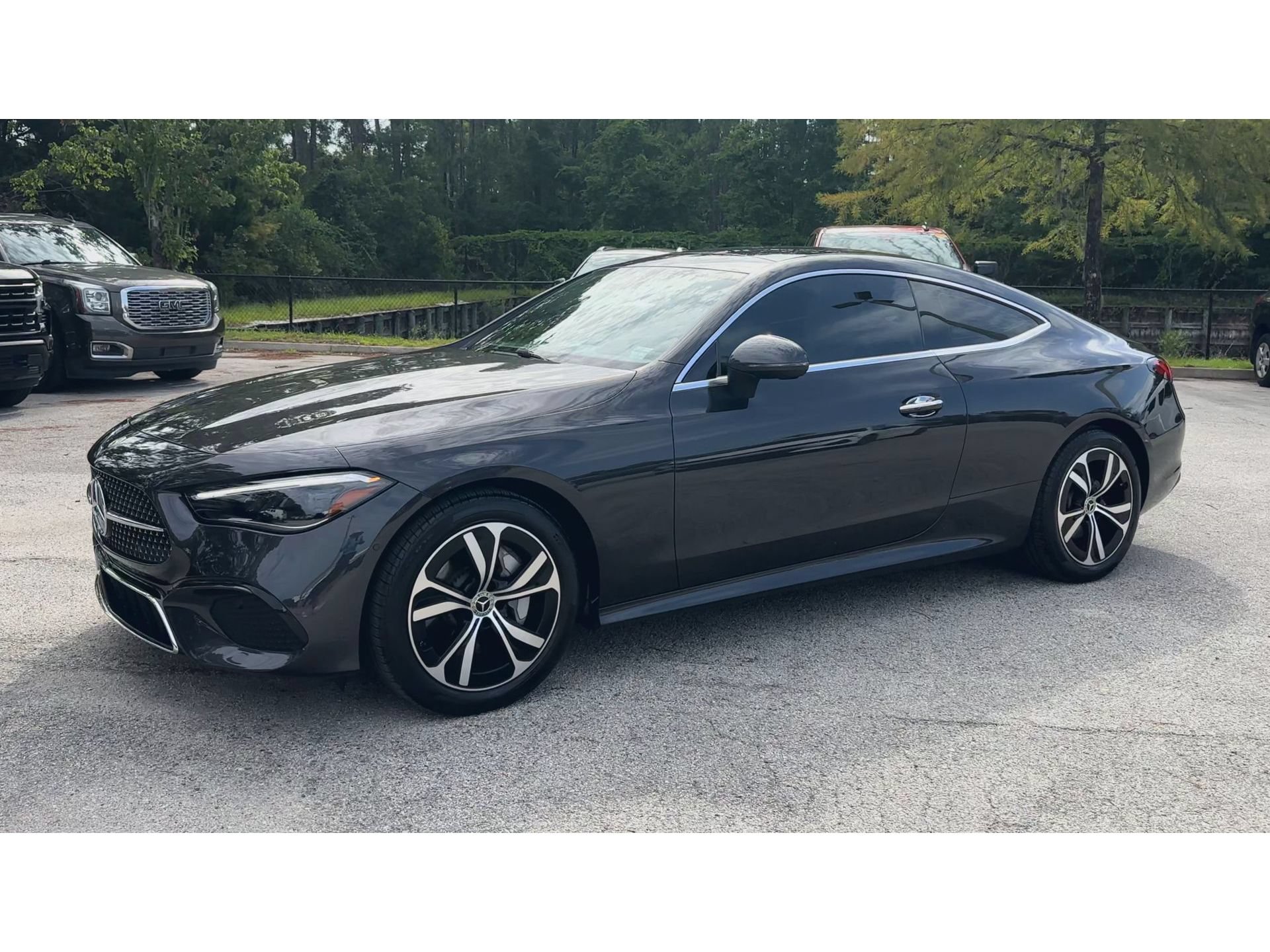 Used 2024 Mercedes-Benz CLE 300 4MATIC Coupe image 5