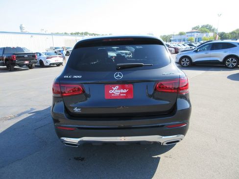Used 2021 Mercedes-Benz GLC 300 4MATIC image 7