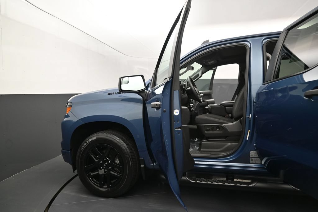 Certified 2024 Chevrolet Silverado 1500 Custom w/ Turbomax Blackout Package AWD/4WD image 13