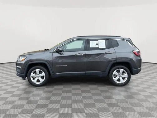 Used 2020 Jeep Compass Latitude AWD/4WD image 6