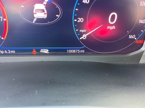 Used 2021 Volkswagen Atlas SEL Premium image 10