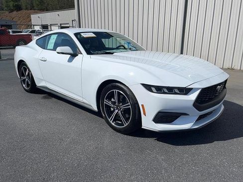 Certified 2025 Ford Mustang Premium image 4