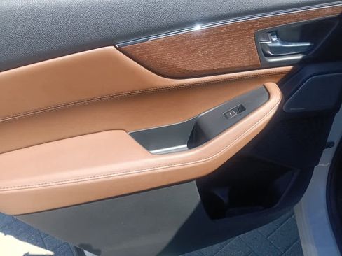 Used 2025 Acura MDX SH-AWD w/ Advance Package image 19