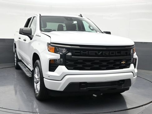 Used 2023 Chevrolet Silverado 1500 Custom RWD image 8