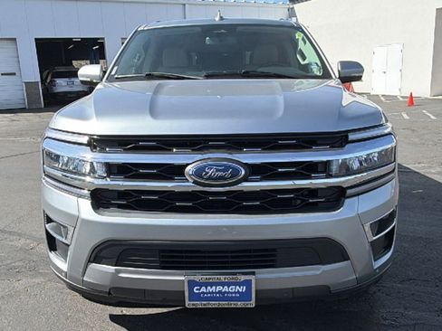 Used 2024 Ford Expedition Limited image 8