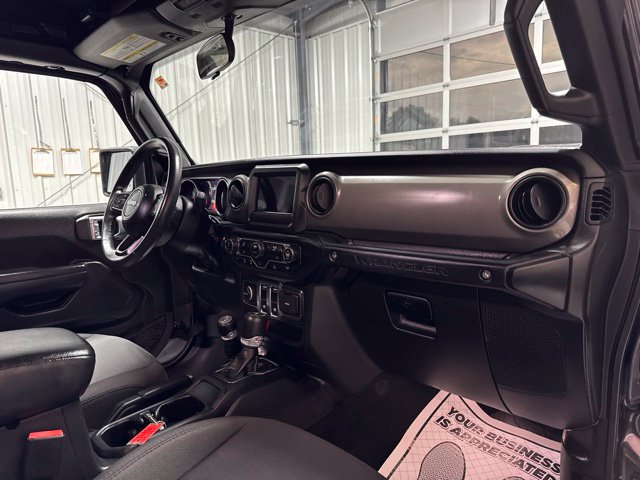 Used 2022 Jeep Wrangler Sport AWD/4WD image 22