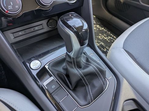 Certified 2025 Volkswagen Taos S FWD image 11