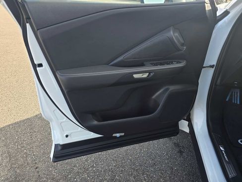 New 2026 Lexus TX 500h AWD image 23