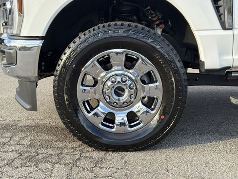 Used 2026 Ford F350 King Ranch w/ Chrome Package image 9