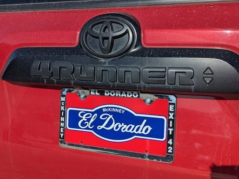 Used 2022 Toyota 4Runner TRD Off-Road Premium image 35