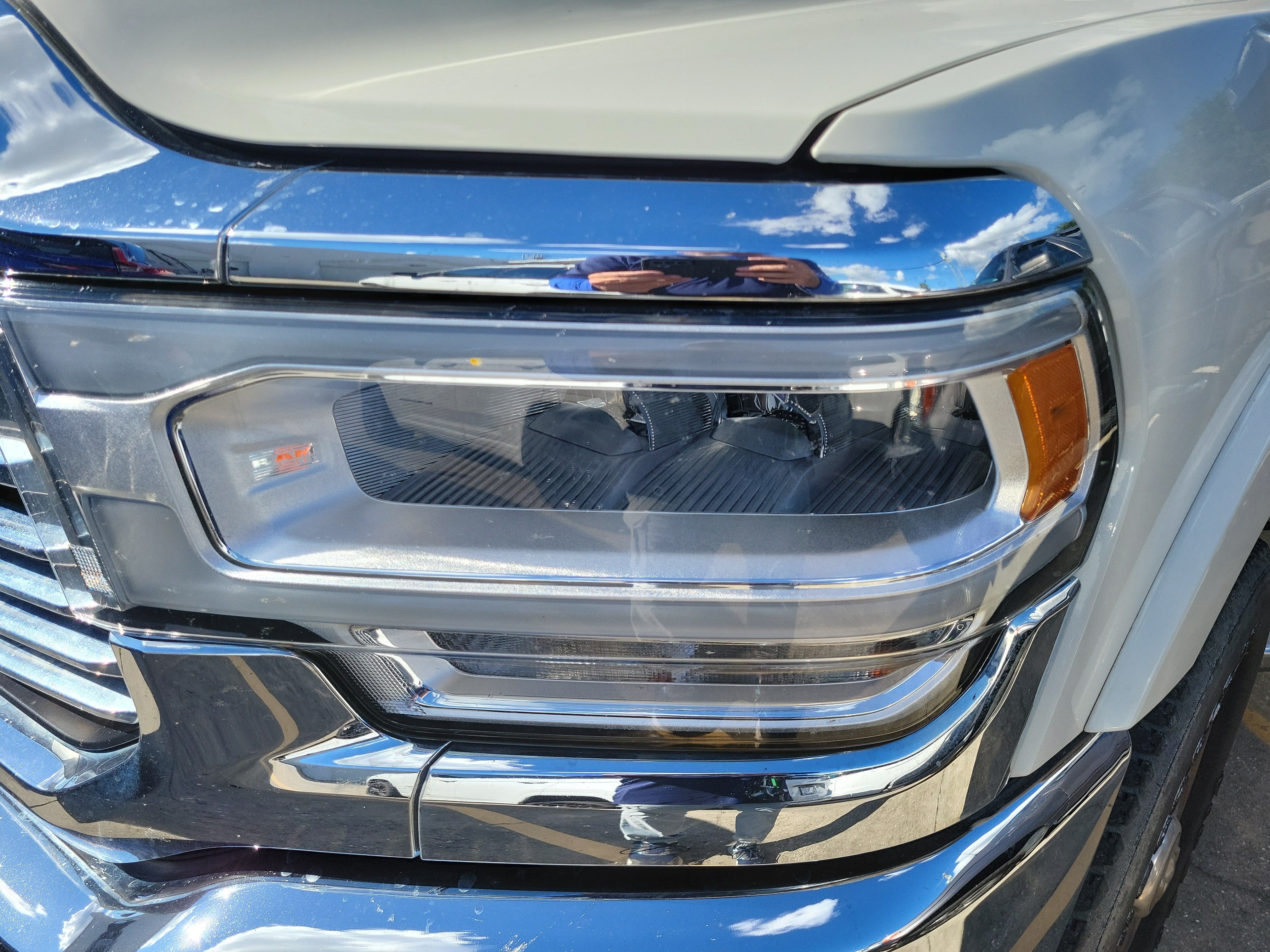 Used 2019 RAM 3500 Laramie AWD/4WD image 4