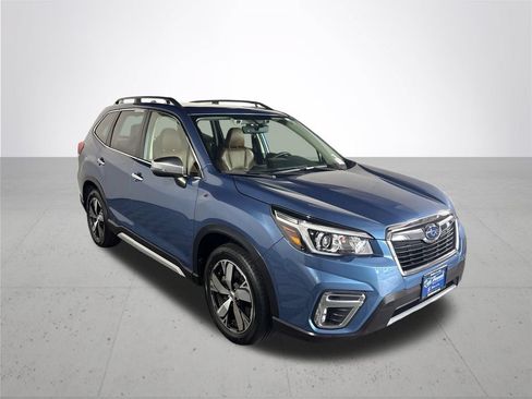 Used 2019 Subaru Forester Touring AWD/4WD image 4