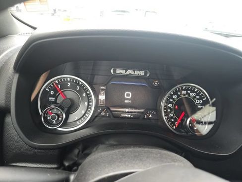 Used 2025 RAM 1500 Big Horn AWD/4WD image 11