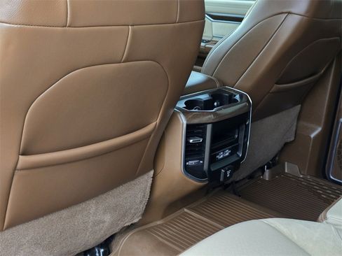 Used 2023 RAM 3500 Laramie image 33