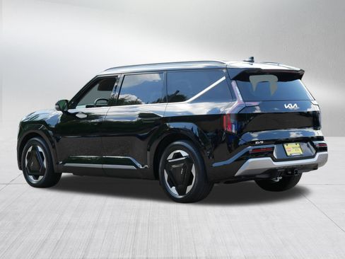 Certified 2024 Kia EV9 Land AWD/4WD image 5