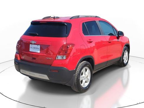 Used 2016 Chevrolet Trax LT w/ LPO, Protection Package FWD image 4