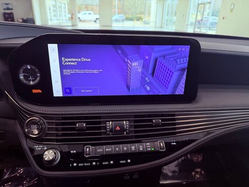 Certified 2024 Lexus LS 500 image 24