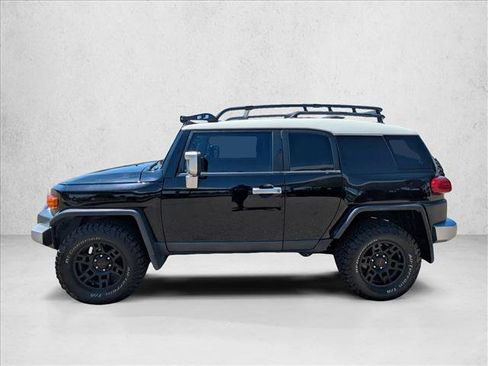 Used 2008 Toyota FJ Cruiser 4WD image 9