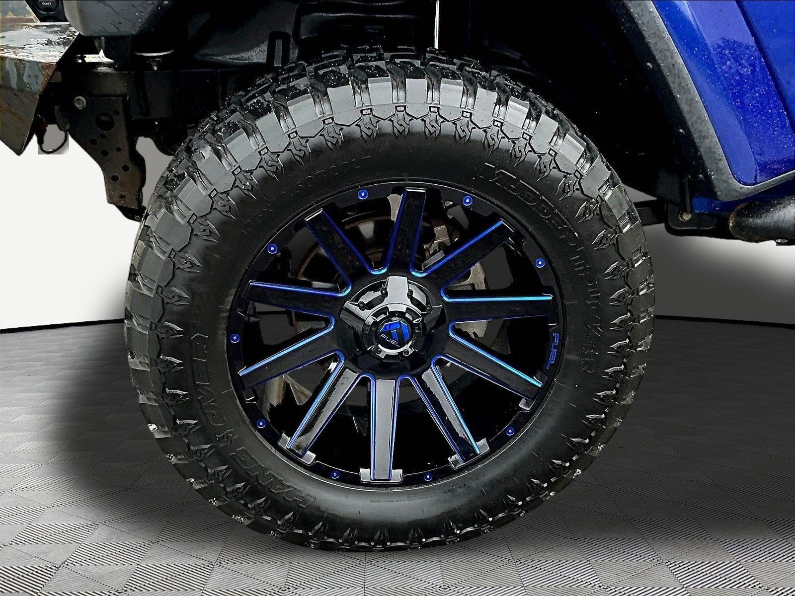 Used 2020 Jeep Wrangler Unlimited Sahara AWD/4WD image 34