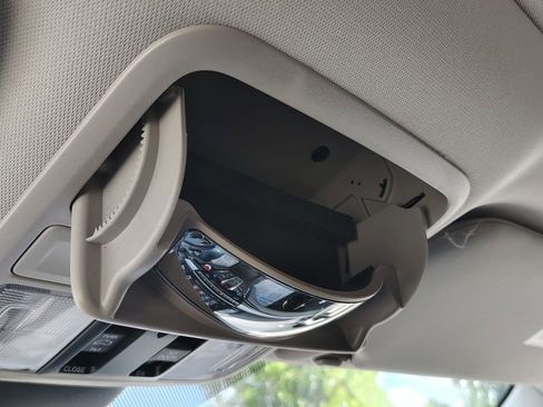 Used 2025 Honda Odyssey Elite image 47